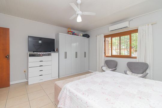 Quarto 1 de casa à venda com 2 quartos, 198m² em Partenon, Porto Alegre