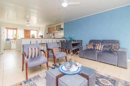 Sala de casa à venda com 2 quartos, 198m² em Partenon, Porto Alegre