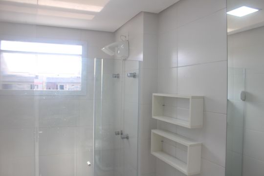 Banheiro da Suíte de apartamento para alugar com 3 quartos, 86m² em Barcelona, São Caetano do Sul