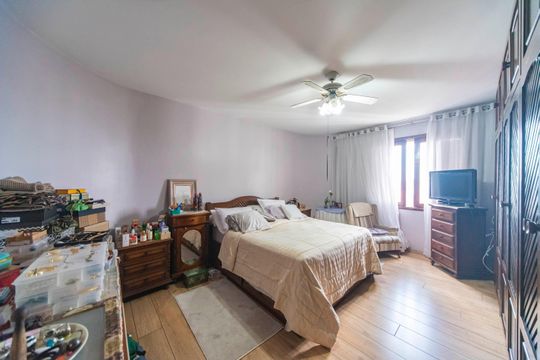 Suíte de apartamento à venda com 4 quartos, 320m² em Vila Assunção, Santo André