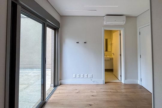 Suíte de apartamento para alugar com 1 quarto, 89m² em Indianópolis, São Paulo