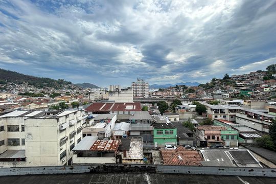 Vista do Quarto 2 de apartamento para alugar com 2 quartos, 70m² em Madureira, Rio de Janeiro