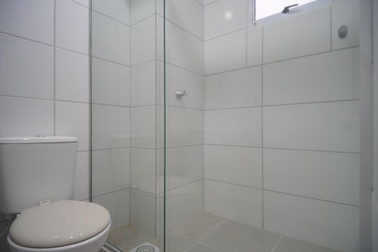 Banheiro de apartamento à venda com 2 quartos, 68m² em Operário, Novo Hamburgo