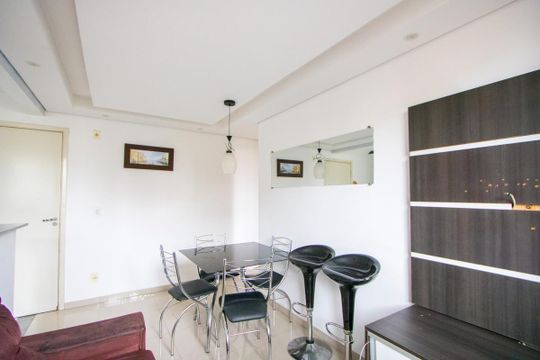 Sala de apartamento para alugar com 2 quartos, 45m² em Parque São Vicente, Mauá