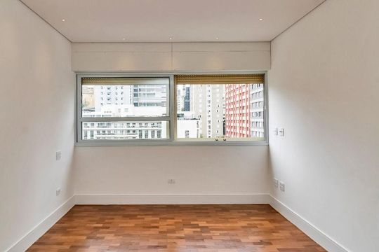 Apartamento à venda com 4 quartos, 234m² em Cerqueira César, São Paulo