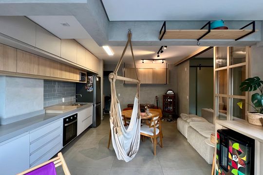 Varanda de apartamento à venda com 1 quarto, 57m² em Pinheiros, São Paulo