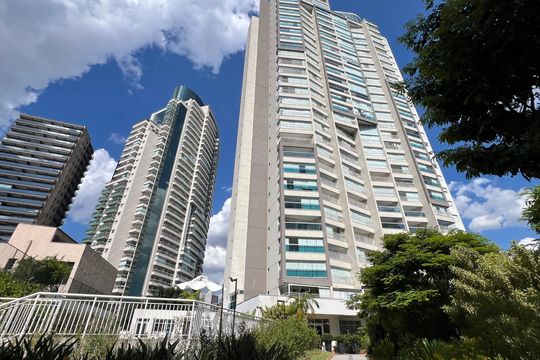 Fachada de apartamento à venda com 1 quarto, 57m² em Pinheiros, São Paulo