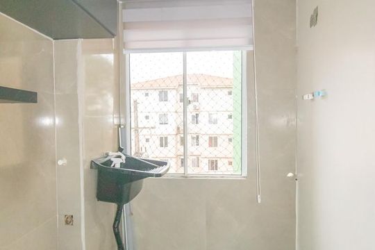 Área de serviço  de apartamento para alugar com 2 quartos, 44m² em Fátima, Canoas
