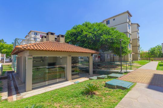 Área comum - Churrasqueira de apartamento para alugar com 2 quartos, 44m² em Fátima, Canoas