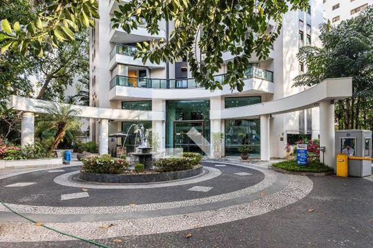 Fachada do Prédio de apartamento à venda com 3 quartos, 143m² em Vila Mariana, São Paulo