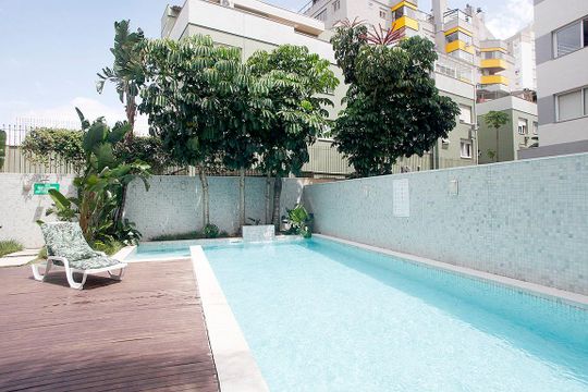Área Comum - Piscina de apartamento à venda com 2 quartos, 52m² em Rio Branco, Porto Alegre