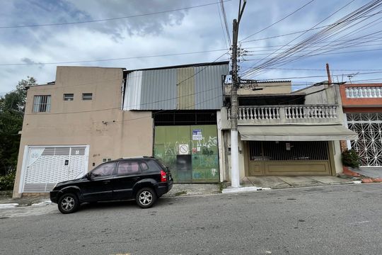 Fachada de casa para alugar com 4 quartos, 480m² em Vila Ré, São Paulo
