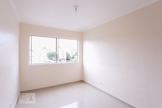 Apartamento à venda com 2 quartos, 66m² em Partenon, Porto Alegre