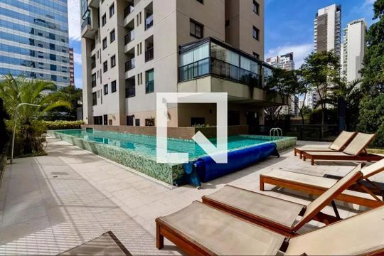 Área comum - Piscina de apartamento para alugar com 1 quarto, 70m² em Vila Olímpia, São Paulo