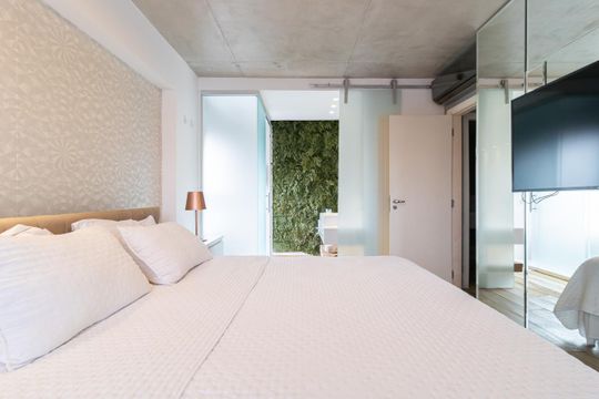 Suíte de apartamento para alugar com 1 quarto, 70m² em Itaim Bibi, São Paulo