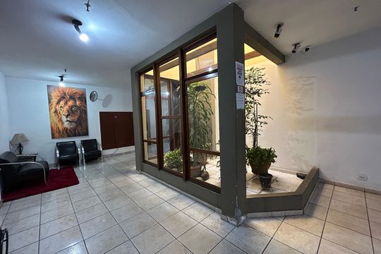 Hall de entrada de apartamento à venda com 1 quarto, 45m² em Méier, Rio de Janeiro