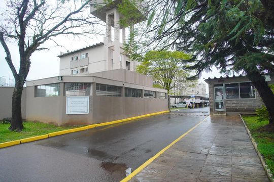 Fachada  de apartamento para alugar com 2 quartos, 48m² em Rio dos Sinos, São Leopoldo