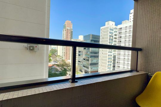 Varanda de kitnet/studio para alugar com 1 quarto, 30m² em Jardim Paulista, São Paulo