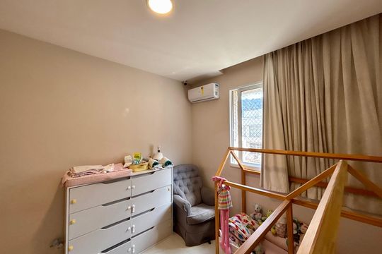 Quarto 1 de apartamento à venda com 4 quartos, 144m² em Copacabana, Rio de Janeiro