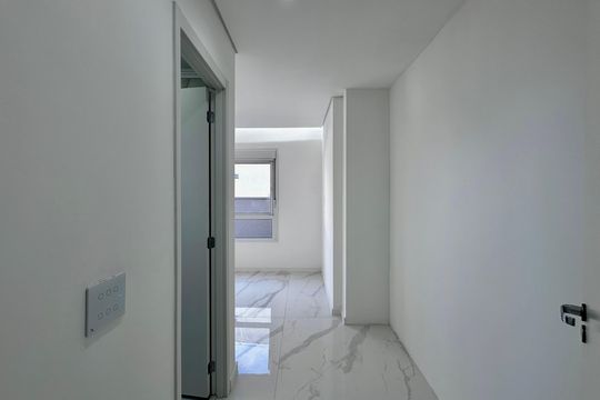 Suíte de apartamento à venda com 1 quarto, 92m² em Santo Amaro, São Paulo