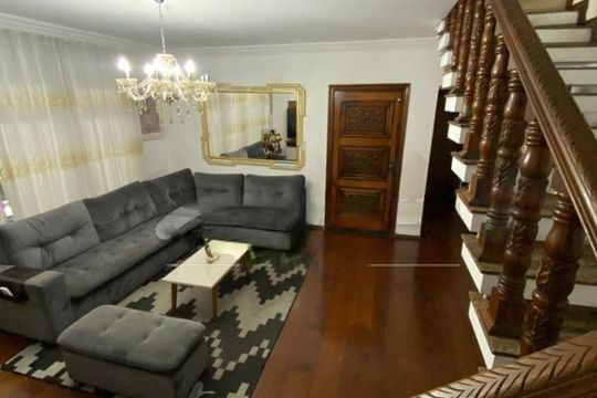 Casa à venda com 4 quartos, 250m² em Jardim da Saúde, São Paulo
