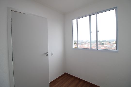 Apartamento para alugar com 2 quartos, 37m² em Veleiros, São Paulo