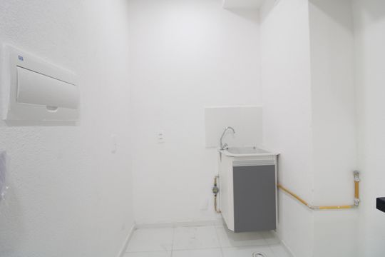 Apartamento para alugar com 2 quartos, 37m² em Veleiros, São Paulo