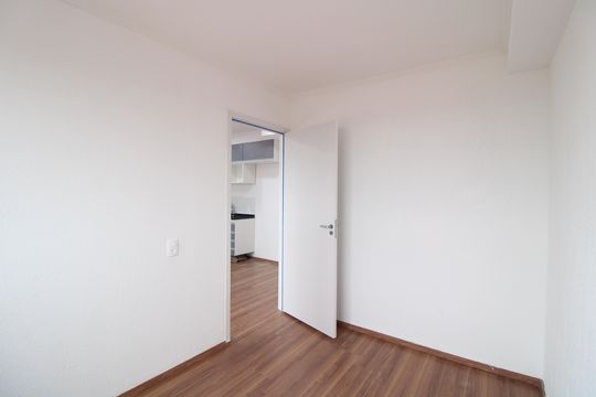Apartamento para alugar com 2 quartos, 37m² em Veleiros, São Paulo