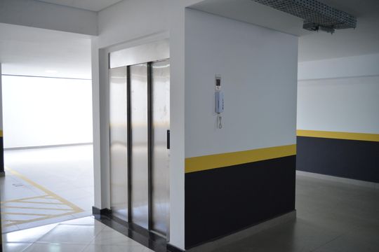 Garagem de apartamento à venda com 2 quartos, 65m² em Vila Guarani, Santo André
