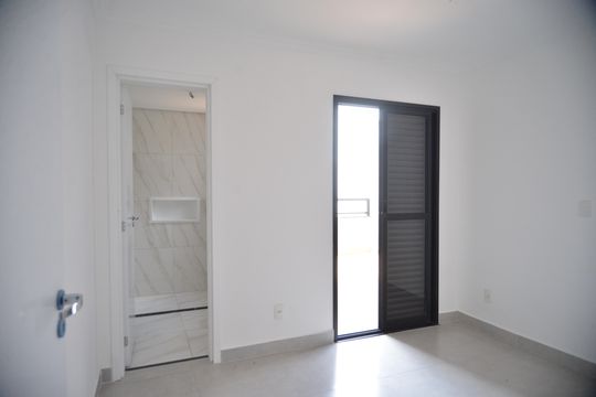 Suíte de apartamento à venda com 2 quartos, 65m² em Vila Guarani, Santo André