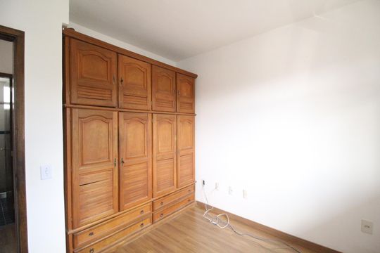 Quarto 1 de apartamento à venda com 3 quartos, 110m² em Taquara, Rio de Janeiro