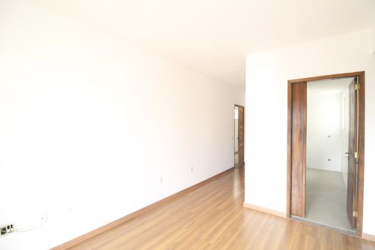 Sala de apartamento à venda com 3 quartos, 110m² em Taquara, Rio de Janeiro
