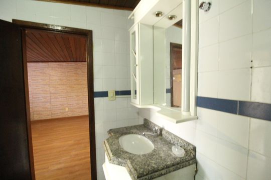 Banheiro da suíte 3 de apartamento à venda com 3 quartos, 110m² em Taquara, Rio de Janeiro