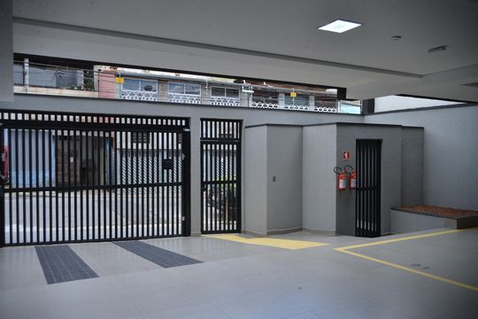 Garagem de apartamento à venda com 2 quartos, 65m² em Vila Guarani, Santo André