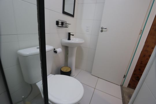 Banheiro da Suíte de apartamento para alugar com 1 quarto, 38m² em Vila Ema, São Paulo