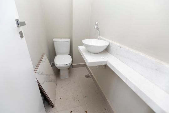 LAVABO de casa de condomínio à venda com 2 quartos, 80m² em Parque Taquaral, Campinas