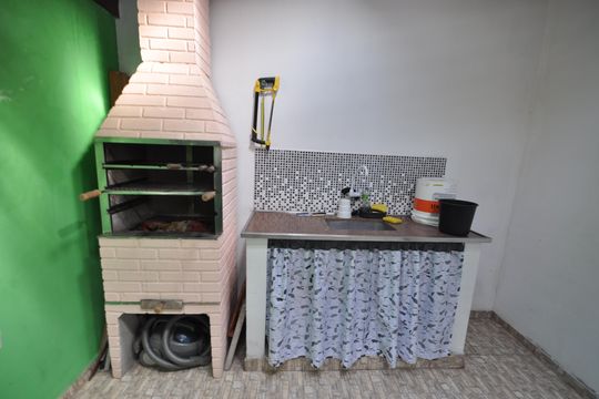 Churrasqueira de casa à venda com 3 quartos, 74m² em Vila Constança, São Paulo