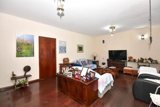 Sala de casa para alugar com 3 quartos, 485m² em Vila Morse, São Paulo