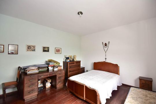 Suíte de casa para alugar com 3 quartos, 485m² em Vila Morse, São Paulo