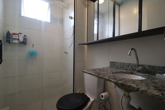 Banheiro de apartamento para alugar com 2 quartos, 55m² em Adelino Simioni, Ribeirão Preto