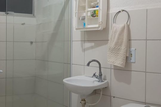 Banheiro de apartamento à venda com 2 quartos, 20m² em Anil, Rio de Janeiro