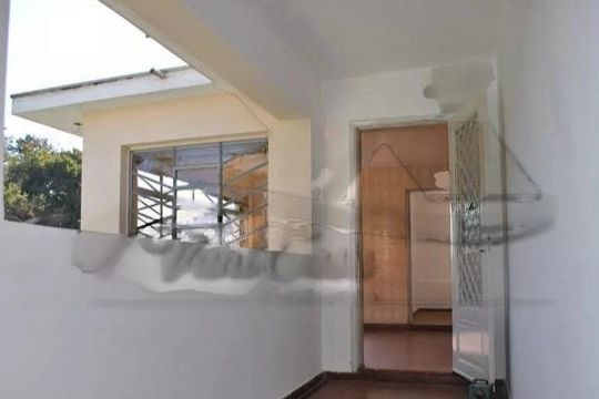 Casa à venda com 4 quartos, 210m² em Vila Liviero, São Paulo