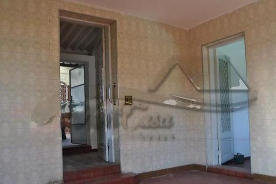 Casa à venda com 4 quartos, 210m² em Vila Liviero, São Paulo