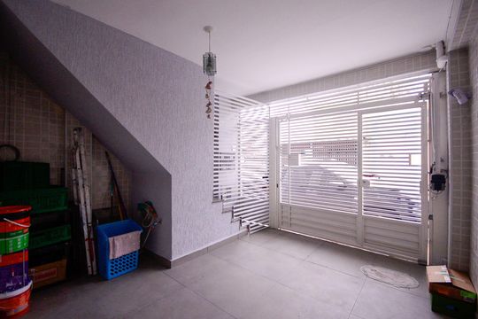 Garagem de casa para alugar com 2 quartos, 130m² em Vila Brasilina, São Paulo
