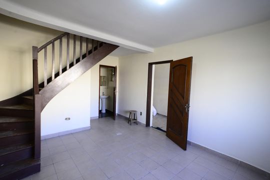 Casa para alugar com 4 quartos, 205m² em Bosque da Saúde, São Paulo