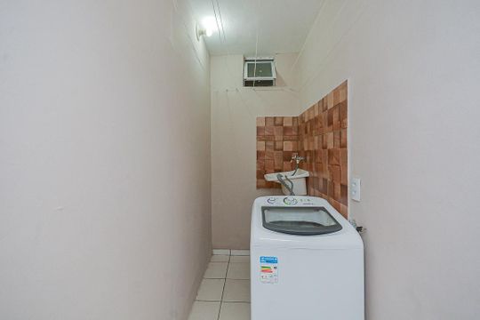 Área comum - Área de Serviço de casa para alugar com 1 quarto, 30m² em Jardim Anhanguera, São Paulo