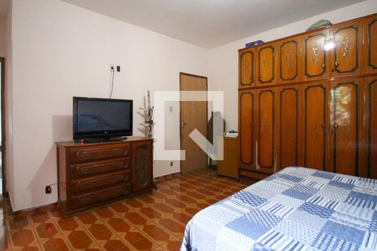 Casa à venda com 3 quartos, 156m² em Vila Sapopemba, São Paulo