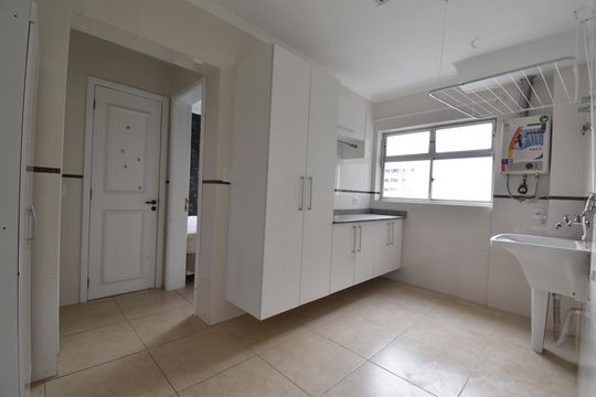 Área de Serviço de apartamento para alugar com 4 quartos, 284m² em Água Verde, Curitiba