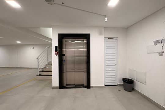 Hall social de apartamento à venda com 2 quartos, 53m² em Vila Guiomar, Santo André