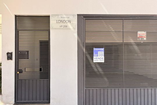 Fachada de apartamento à venda com 2 quartos, 53m² em Vila Guiomar, Santo André